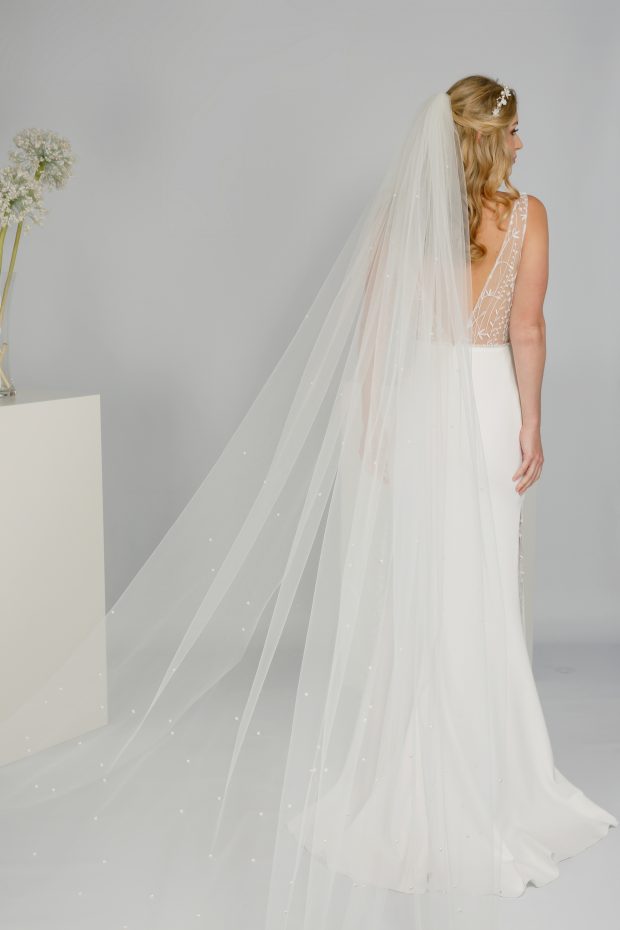 114 Abbey Length Ivory Bridal Veil with Scattered Pearls